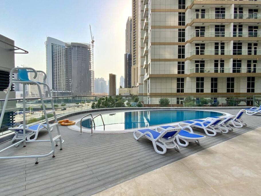 Vvk Holiday Homes, Dunya Tower 迪拜 外观 照片